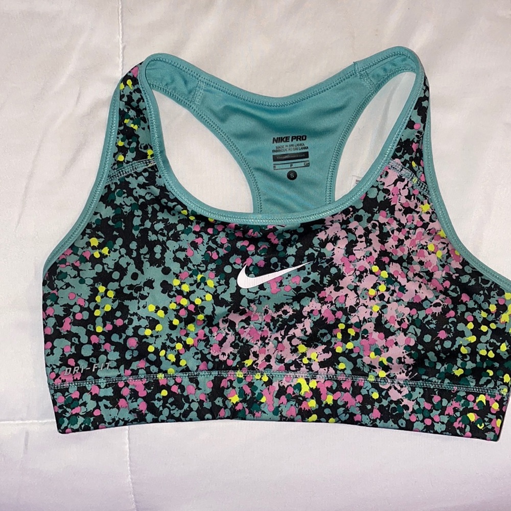 nike sports bra!!!